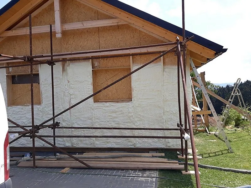 Izolace dřevostavby stříkanou PUR pěnou – reference Superizolace 41