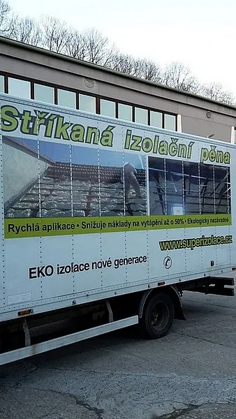 Zateplení střechy stříkanou PUR pěnou – reference Superizolace 53