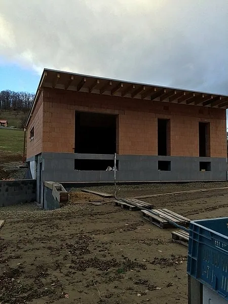 Izolace stropu stříkanou PUR pěnou – reference Superizolace 22