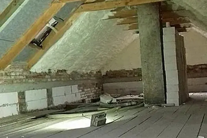 Izolace střechy PUR pěnou