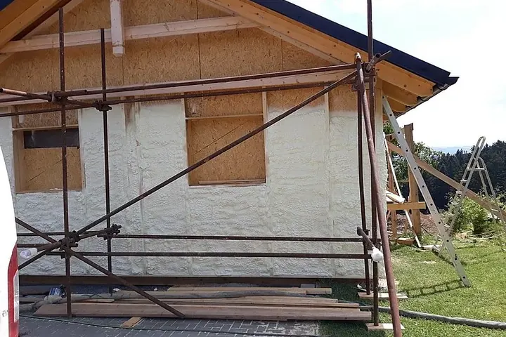 Izolace dřevostavby stříkanou PUR pěnou – reference Superizolace 41