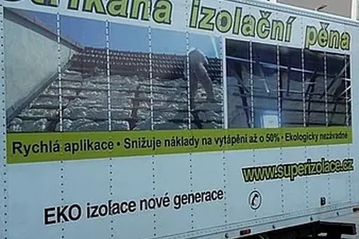 Zateplení střechy stříkanou PUR pěnou – reference Superizolace 53
